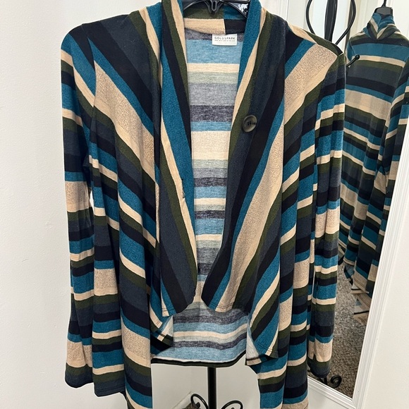 GOLDSPARK Colorful Striped Sweater - Picture 10 of 10